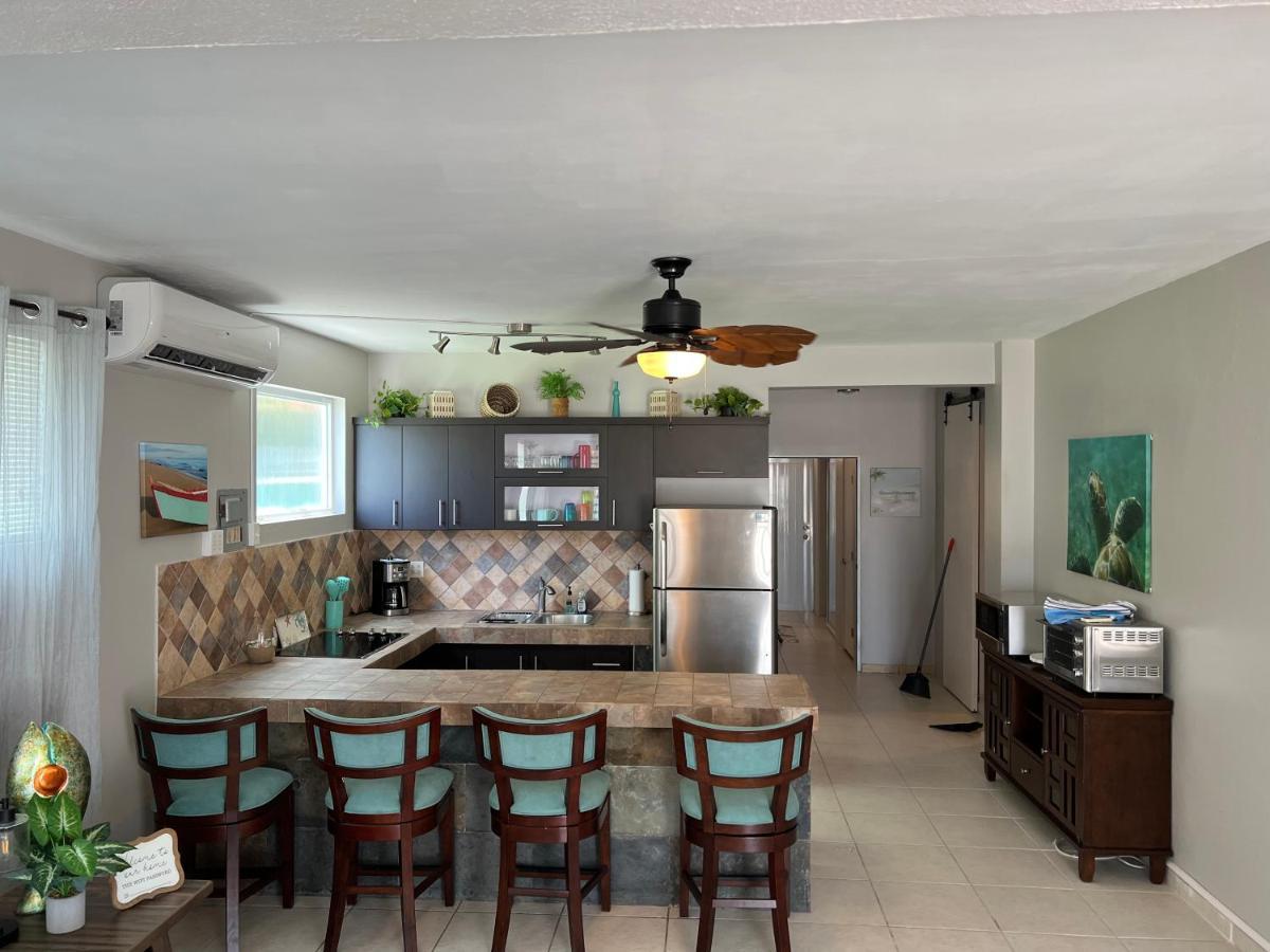 Aguada Beach Condos エクステリア 写真